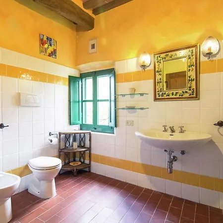 Spacious Farmhouse In Italy With Pool *
